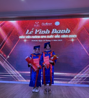 HỌC VIÊN THU HIẾU TỐT NGHIỆP