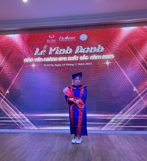 HỌC VIÊN THU HIẾU TỐT NGHIỆP
