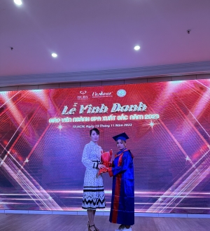 HỌC VIÊN THU HIẾU TỐT NGHIỆP