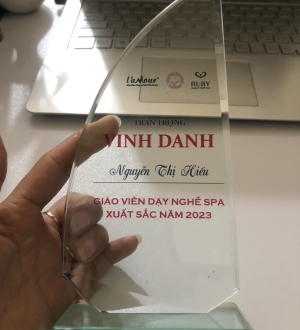 GIÁO VIÊN DẠY NGHỀ SPA XUẤT SẮC NHẤT NĂM 2023